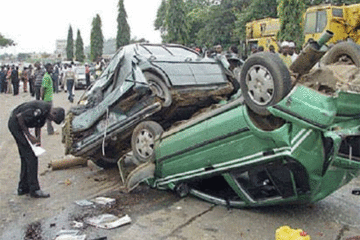 Lone auto crash kills 2 in Osun