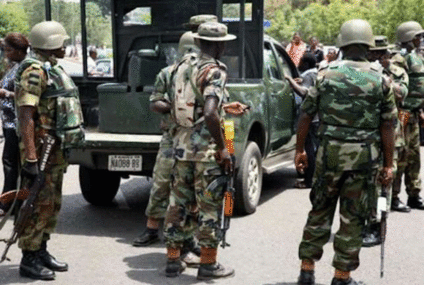 Army parades 2 fake policemen for drug trafficking